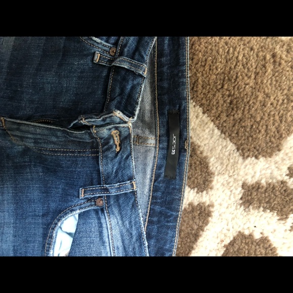 Joes - Picture 2 of 3